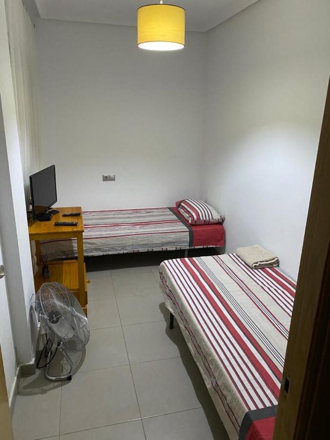 Cálida habitación para temporadas u ocasiones Torrevieja Exterior foto